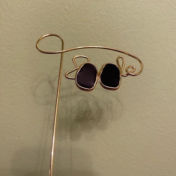 ⚜️3 for $30⚜️ French Retro Oval Black & Gold Earrings - Picture 7 of 8